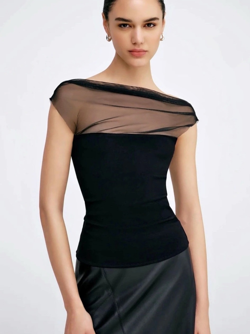 Marcella Cabin Top Black XL NWT